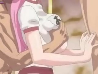 Groß meloned anime flittchen wird mund gefüllt